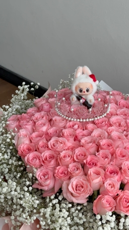 99 Blooms & Labubu 3