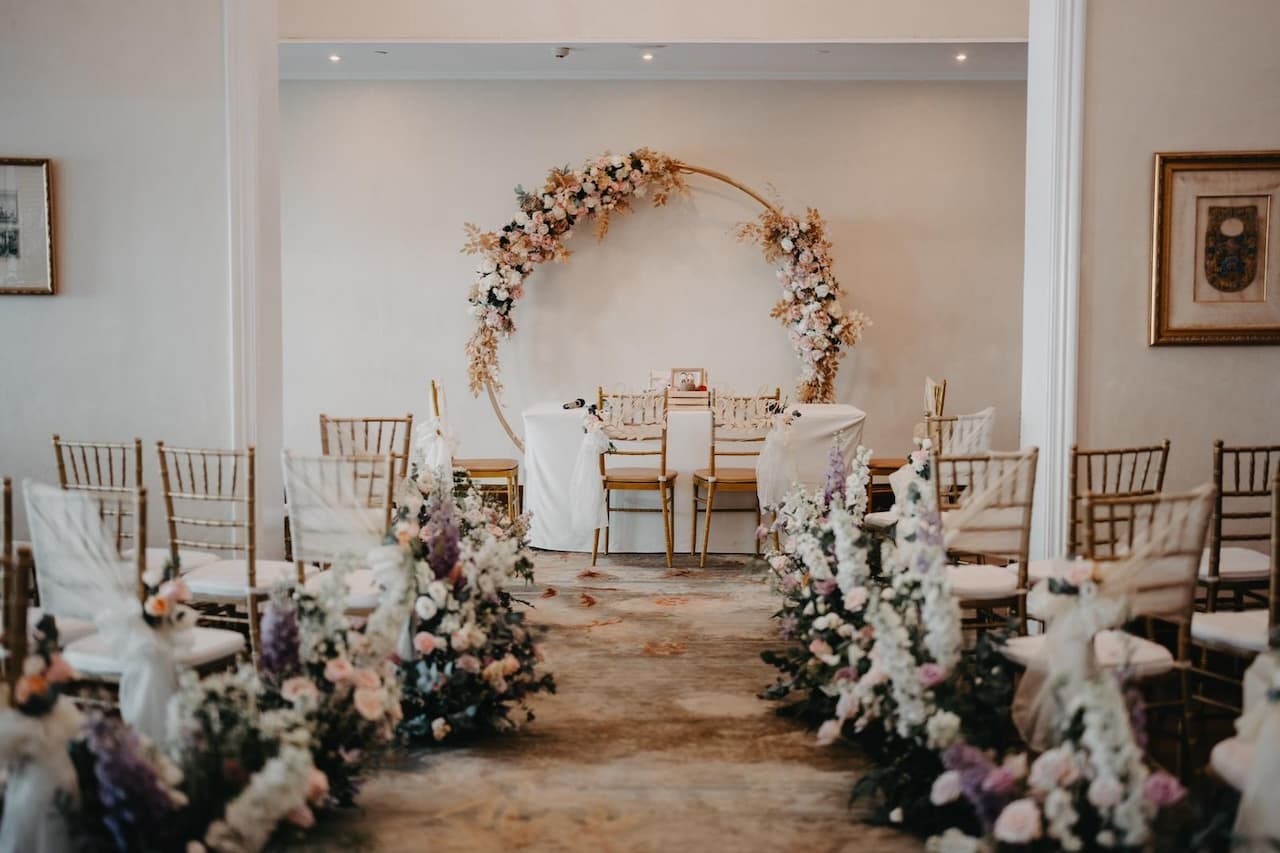 Beyond the Bloom: Crafting Unforgettable Wedding Centrepieces