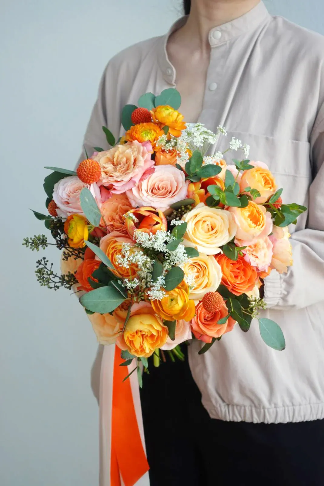 How Lighting Affects Flower Colours in Photos